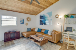 Breezy Cape Canaveral Townhome about 1 Mi to Beach!